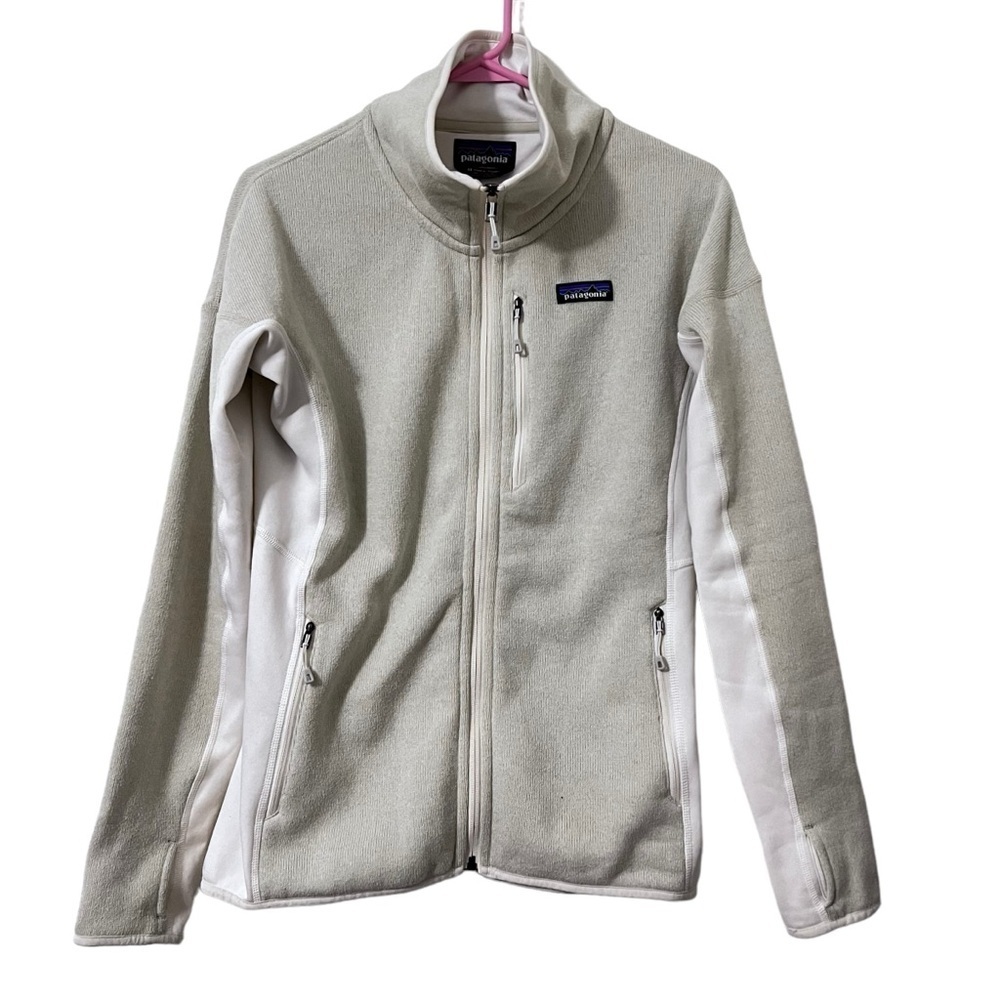 Patagonia Women's Cream & White Full-Zip Fleece Jacket